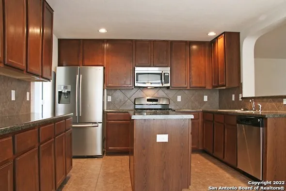 $1,995 | 547 Red Quill Nest, San Antonio, TX 78253