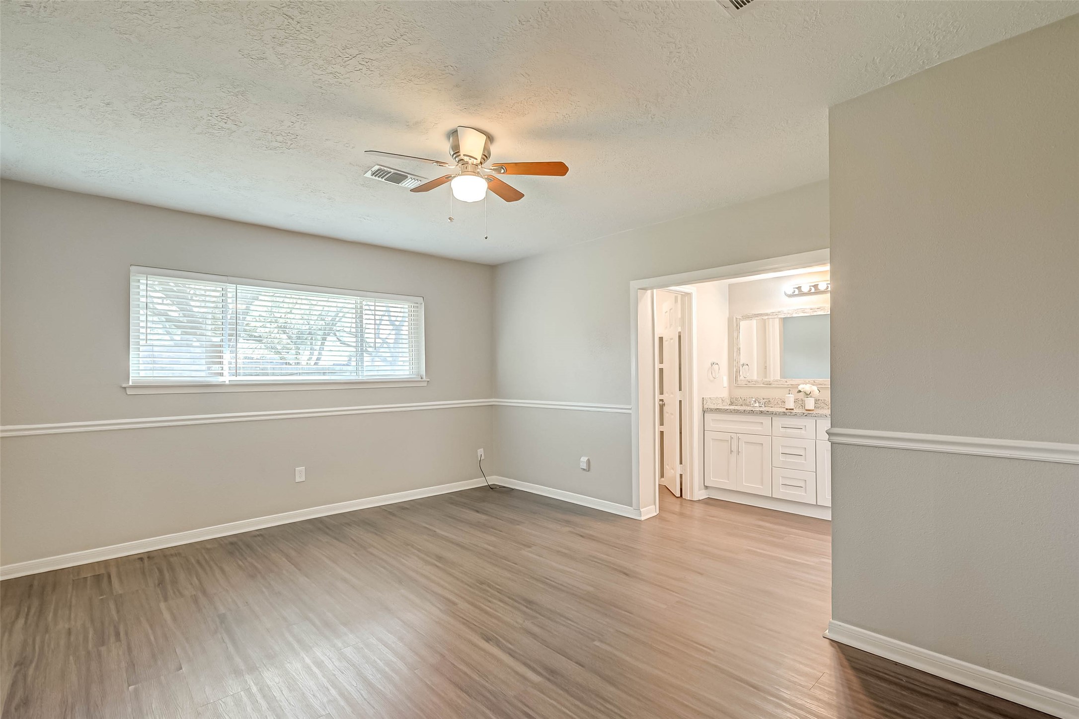 910 Redway Lane Houston, TX 77062 - Photo 18 of 23