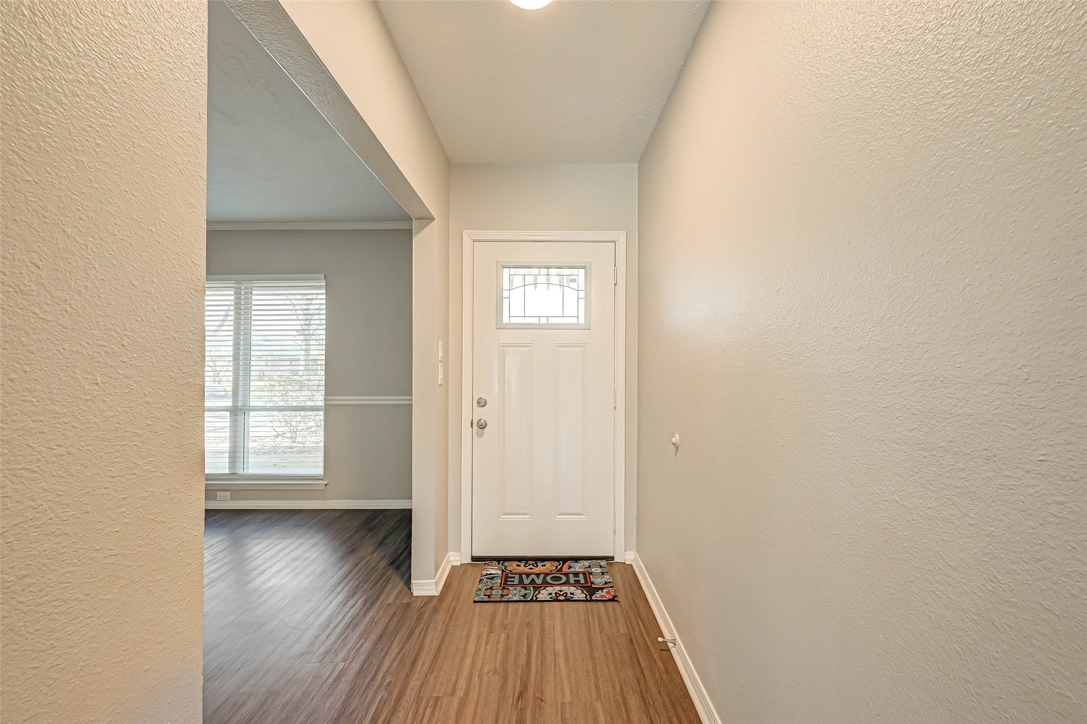 910 Redway Lane Houston, TX 77062 - Photo 3 of 23