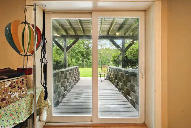 $685,000 | 146 Lone Indian Trail, Augusta, ME 04330