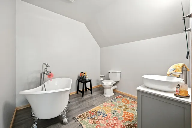 $685,000 | 146 Lone Indian Trail, Augusta, ME 04330