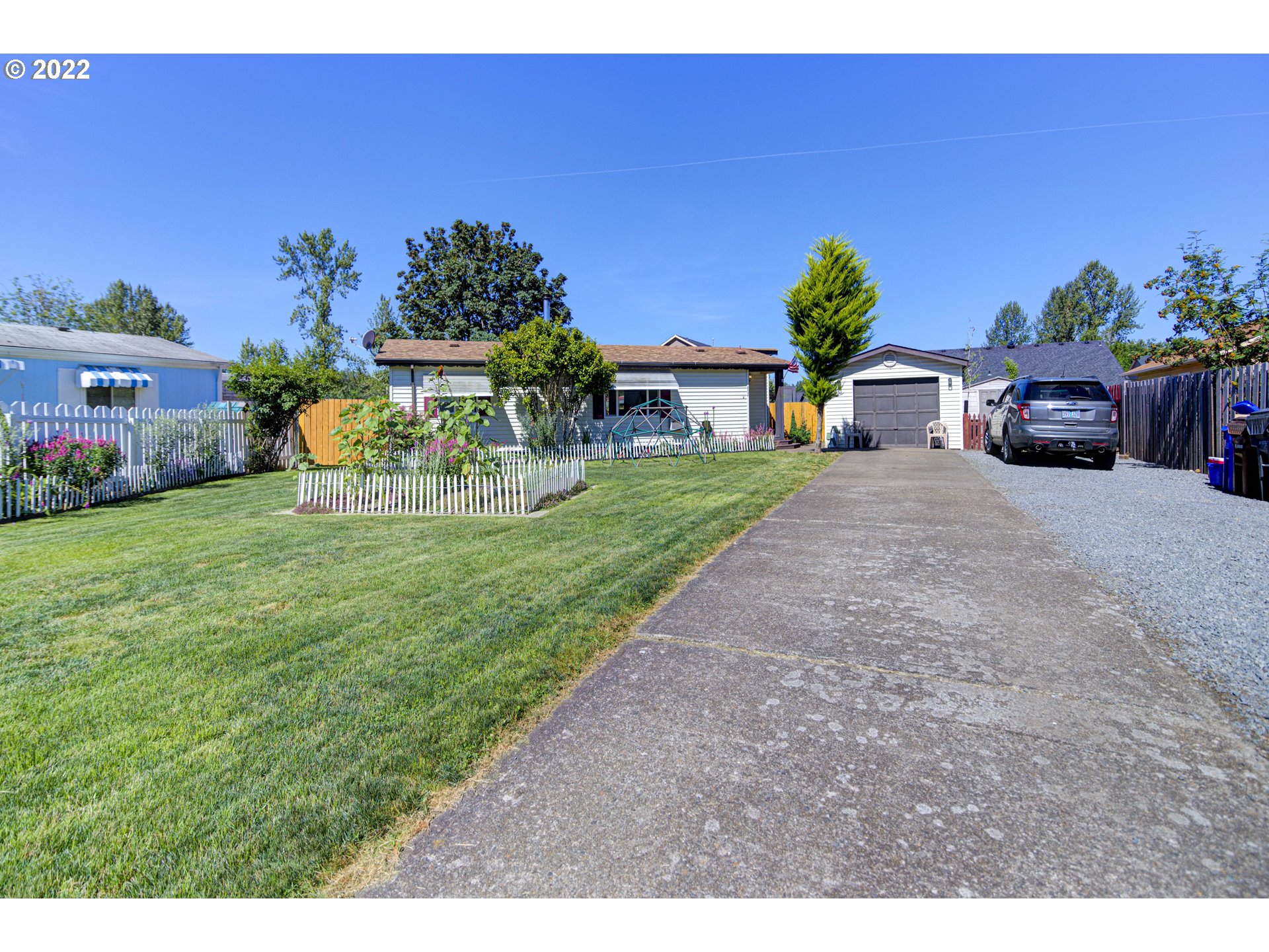 802 Mathias Court Molalla, OR 97038 - Photo 2 of 30 Gallery Image 2
