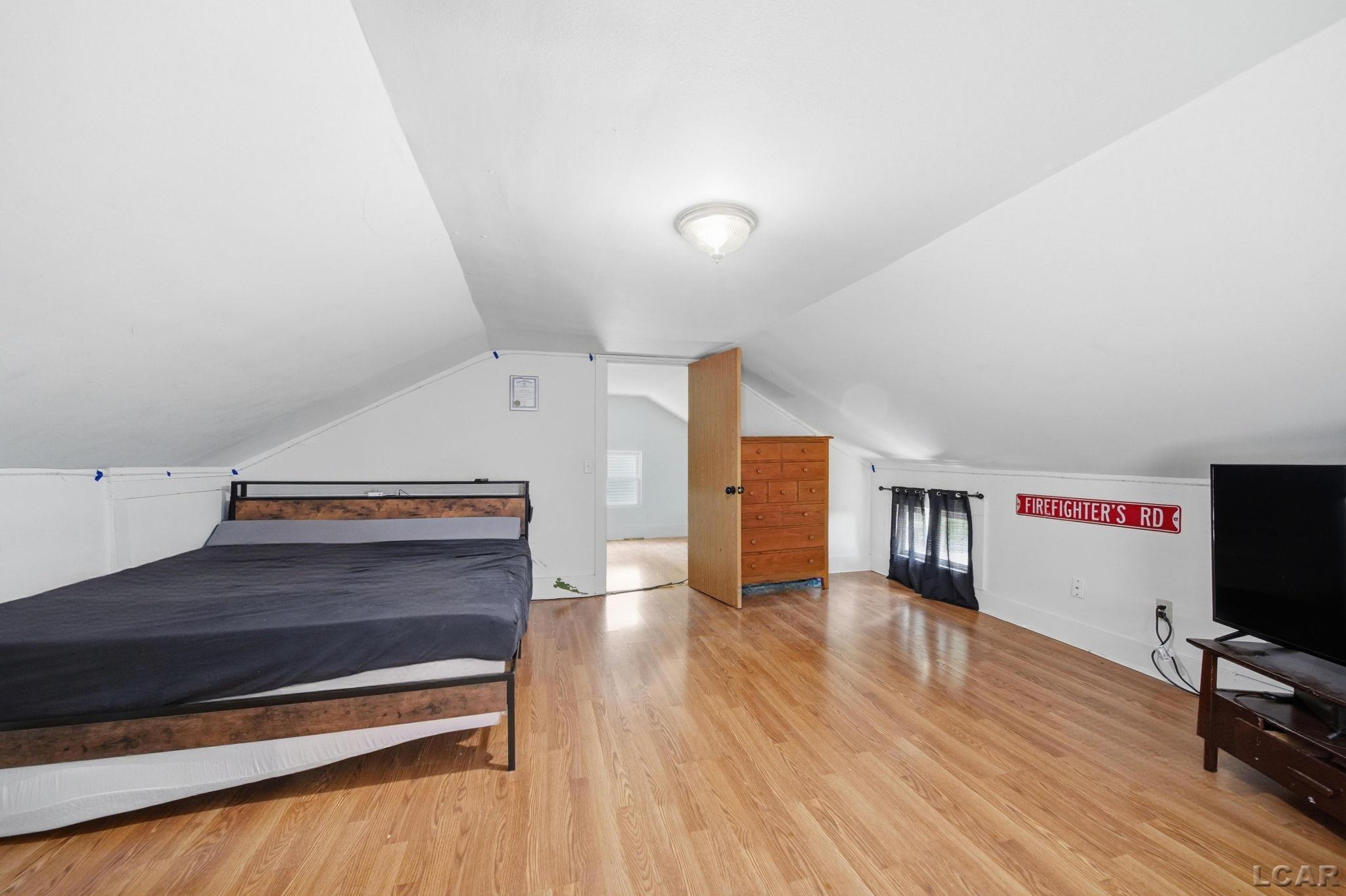 215 South Jackson Street Addison, MI 49220 - Photo 18 of 25