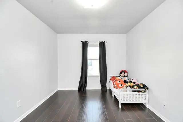 $2,000 | 19111 Lakota Drive, Katy, TX 77449