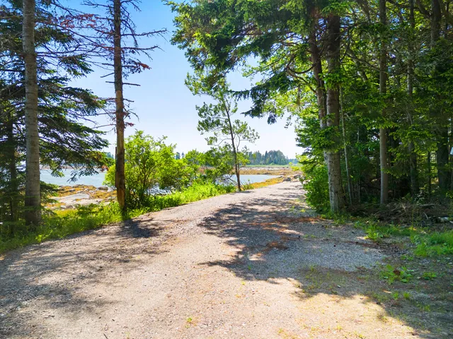 $279,000 | 0 Cline Road, Spruce Head, ME 04859