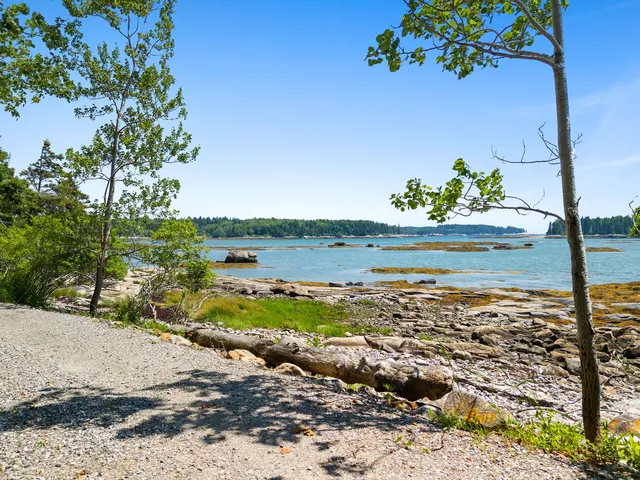 $279,000 | 0 Cline Road, Spruce Head, ME 04859
