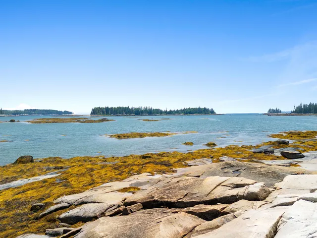 $279,000 | 0 Cline Road, Spruce Head, ME 04859