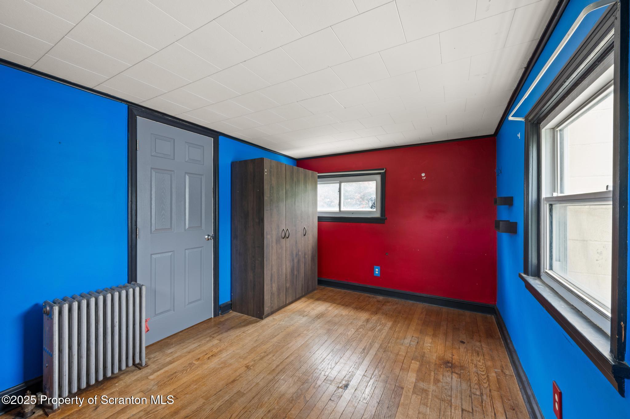 730 Chase Road Shavertown, PA 18708 - Photo 33 of 43 a view of empty room with window