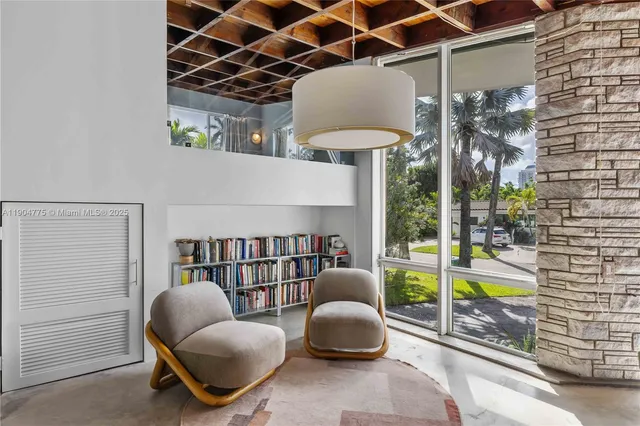 $1,499,000 | 1071 Northeast 85th Street, Miami, FL 33138