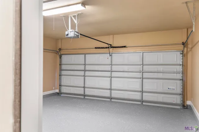 $235,000 | 308 Hill Ridge Drive, Youngsville, LA 70592