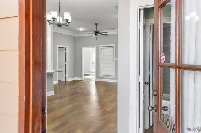 $235,000 | 308 Hill Ridge Drive, Youngsville, LA 70592