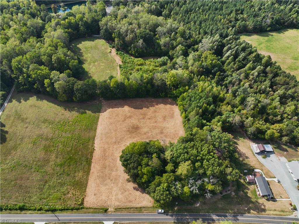 2057 Cullen Road Gibsonville, NC 27249 - Photo 6 of 10 Gallery Image 6