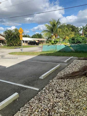 $1,450 | 200 Northeast 45th Street, Unit 202, Oakland Park, FL 33334