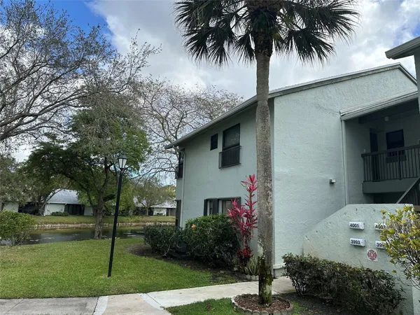 $2,500 | 4001 Carambola Circle North, Unit 29102, Coconut Creek, FL 33066