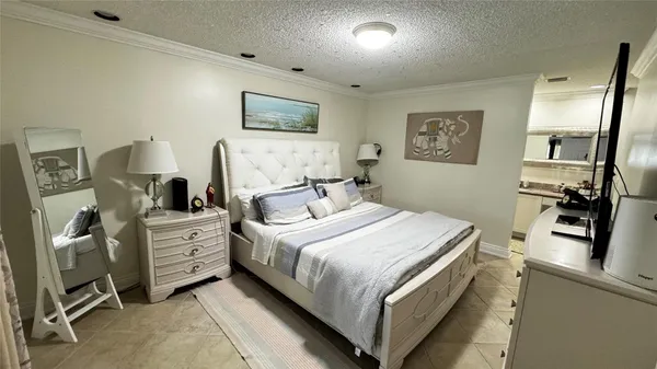 $2,500 | 4001 Carambola Circle North, Unit 29102, Coconut Creek, FL 33066