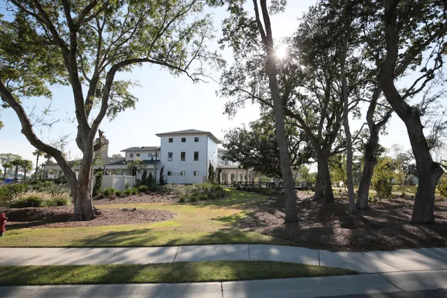 $4,400 | 1466 Red Tide Road, Mount Pleasant, SC 29466