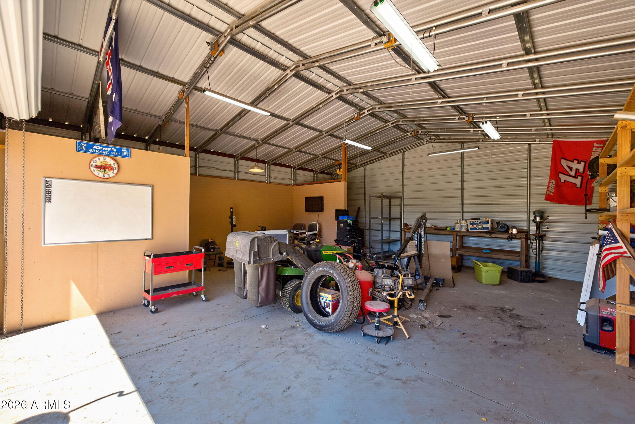 1725 North Lindsay Road Mesa, AZ 85213 - Photo 72 of 74 70-web-or-mls-1725 N. Lindsay Rd-69
