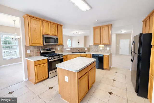 $325,000 | 9710 Handerson Place, Unit 207, Manassas Park, VA 20111