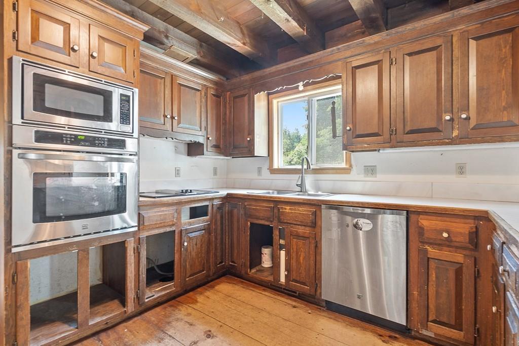 88 South Road Pepperell, MA 01463 - Photo 4 of 42 Gallery Image 4