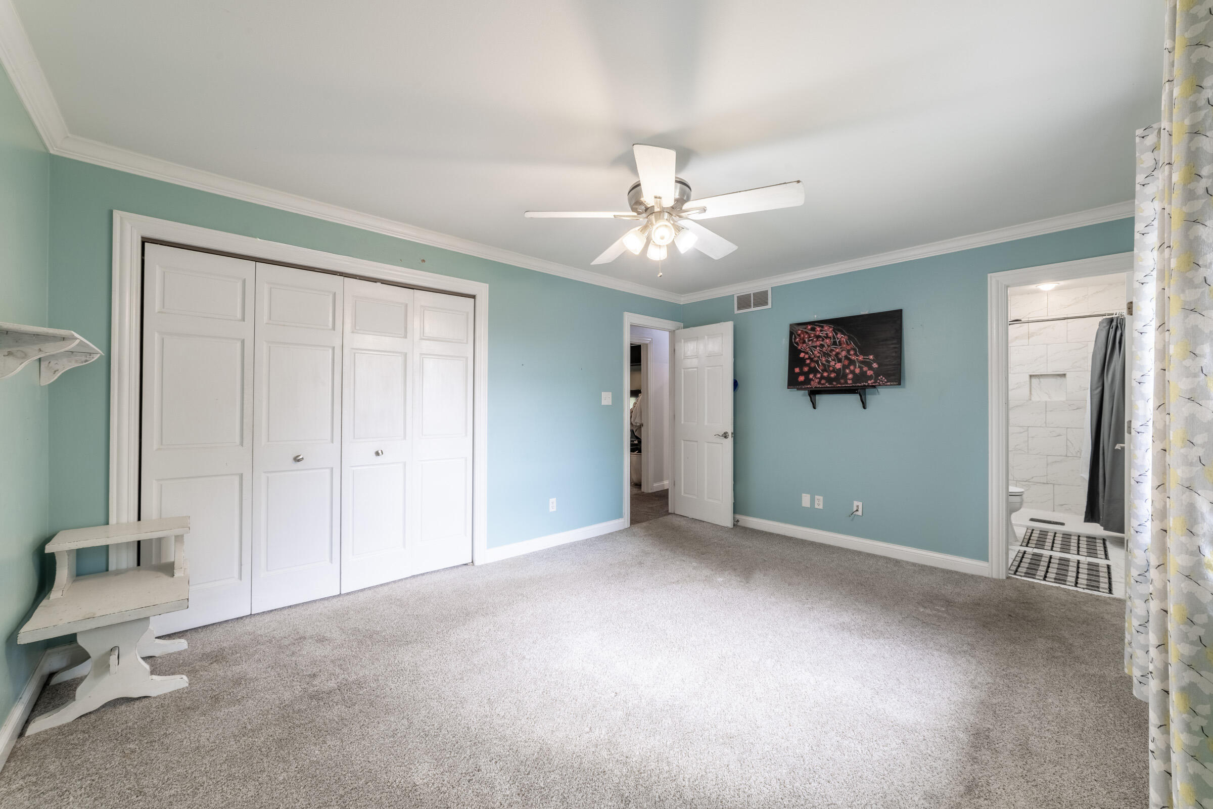 6331 Broughton Avenue Portage, IN 46368 - Photo 27 of 51 a view of an empty room with a bathroom