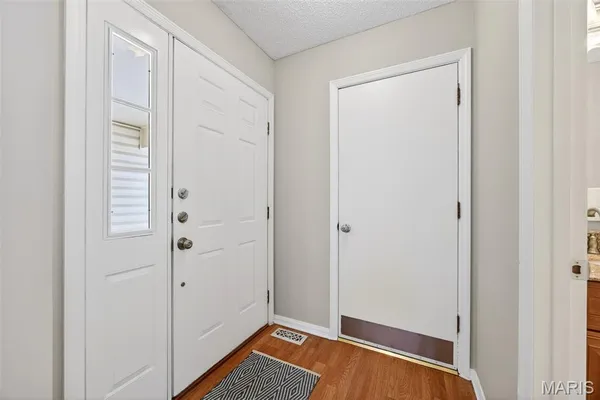 $219,900 | 3034 Autumn Lakes Court, Maryland Heights, MO 63043