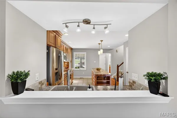 $219,900 | 3034 Autumn Lakes Court, Maryland Heights, MO 63043
