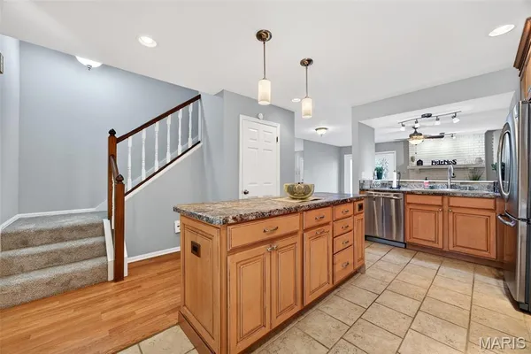 $219,900 | 3034 Autumn Lakes Court, Maryland Heights, MO 63043