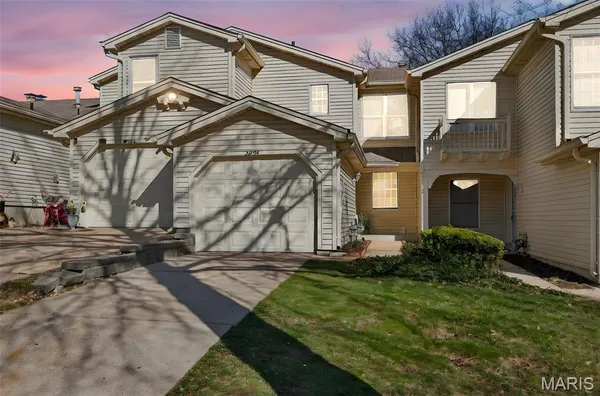 $219,900 | 3034 Autumn Lakes Court, Maryland Heights, MO 63043
