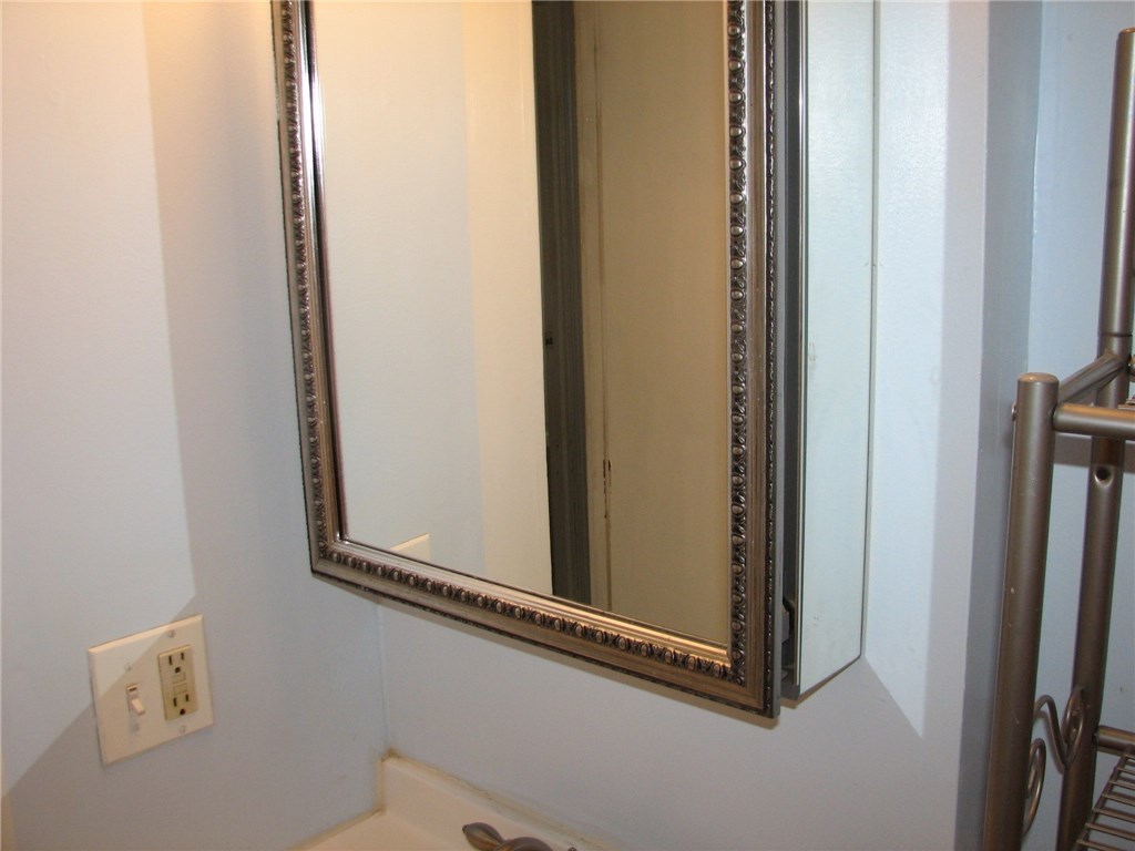 24 Monroe Street Pawtucket, RI 02861 - Photo 14 of 20 BATH
