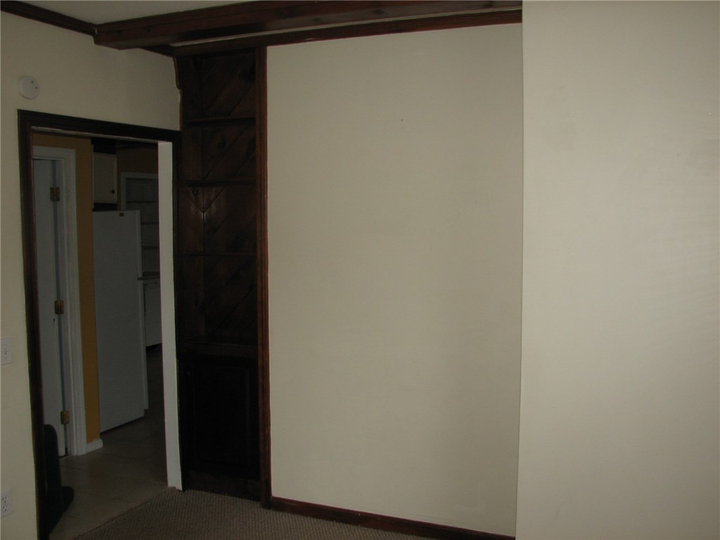 24 Monroe Street Pawtucket, RI 02861 - Photo 8 of 20 1ST FL LIVING