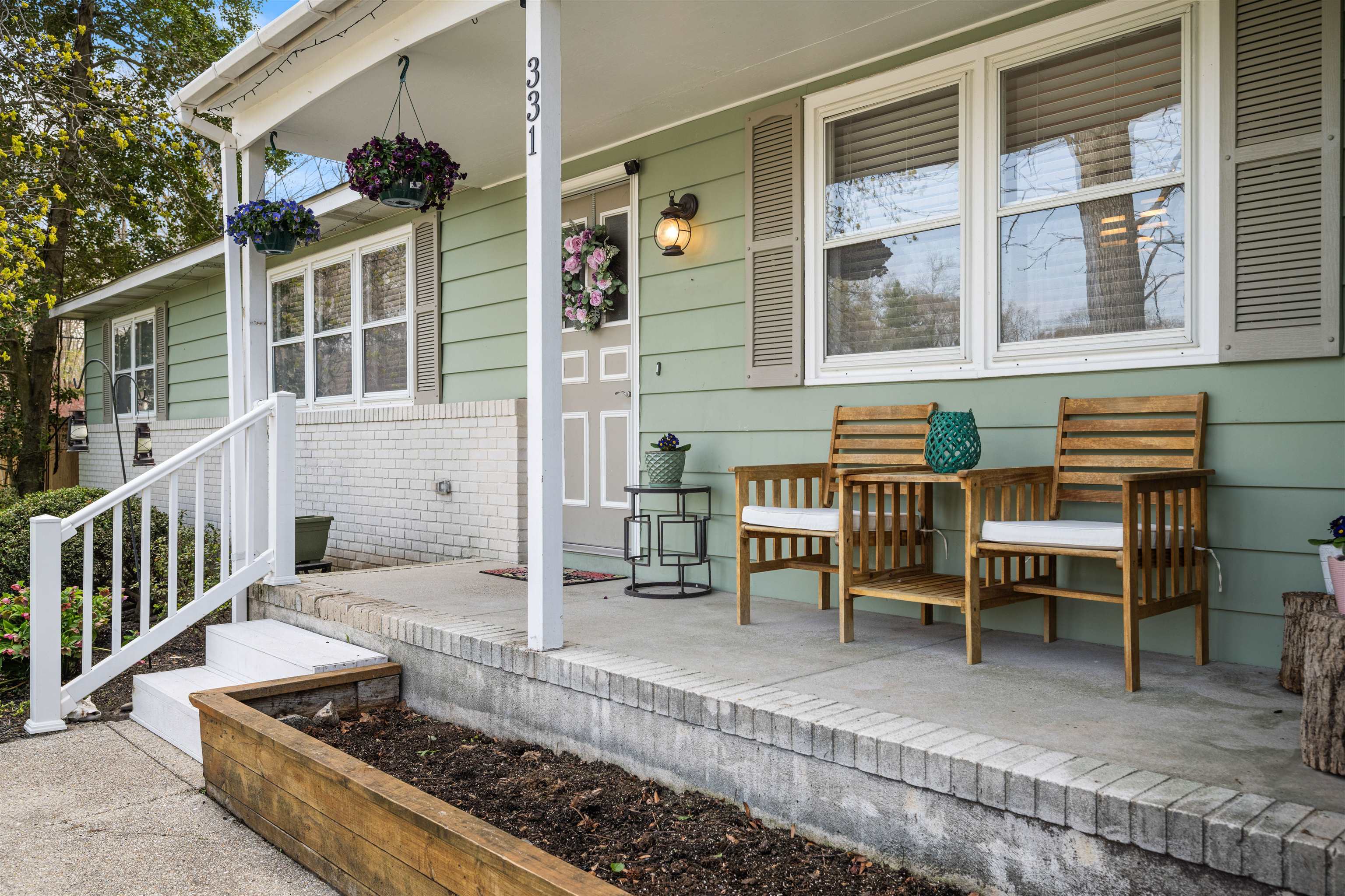 331 Holly Lane Erma, NJ 08204 - Photo 4 of 42 a view of a patio with a table and chairs