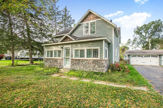 $254,900 | 131 1st Avenue Southeast, Rice, MN 56367