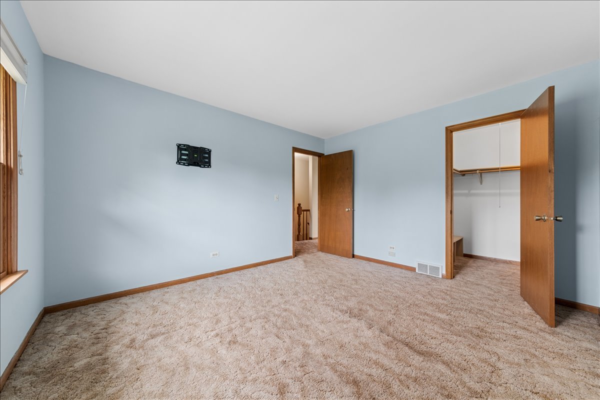 1335 Gaslight Drive Algonquin, IL 60102 - Photo 14 of 20
