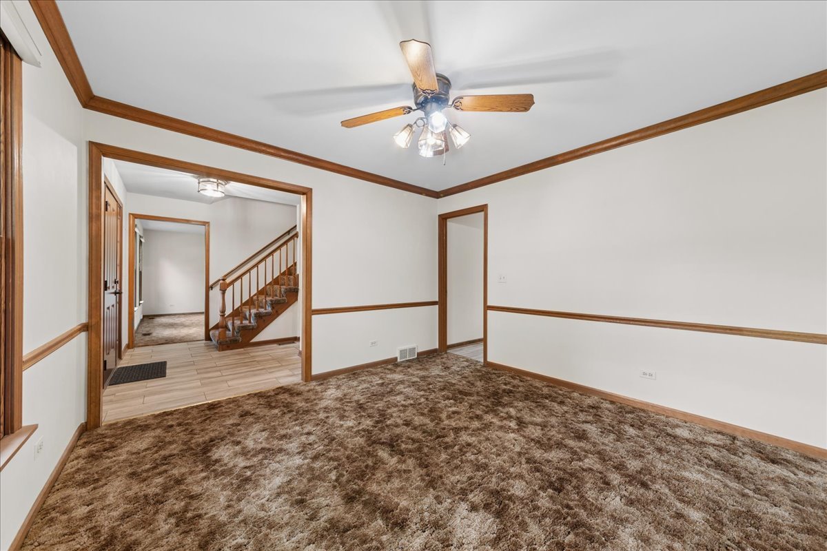 1335 Gaslight Drive Algonquin, IL 60102 - Photo 8 of 20