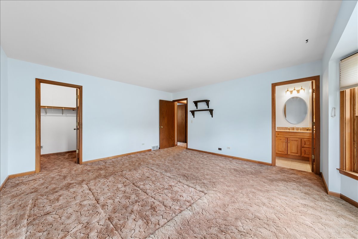 1335 Gaslight Drive Algonquin, IL 60102 - Photo 10 of 20