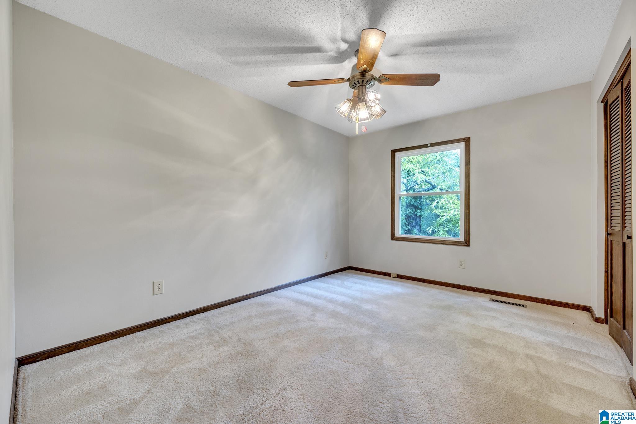743 Cahaba Manor Trail Pelham, AL 35124 - Photo 12 of 29