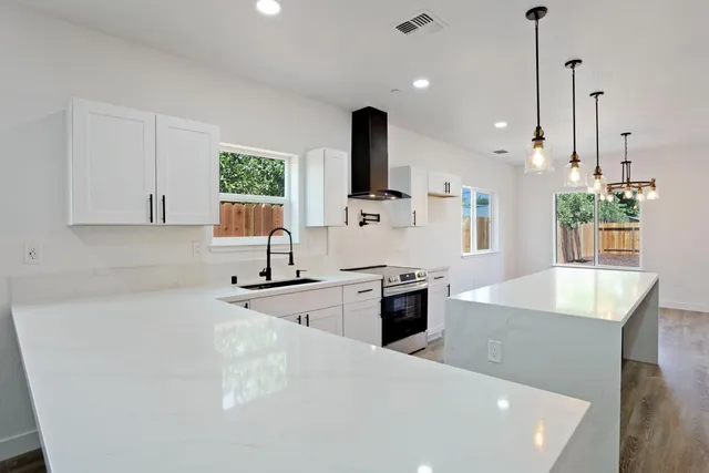 $495,000 | 4929 Baker Avenue, Sacramento, CA 95820