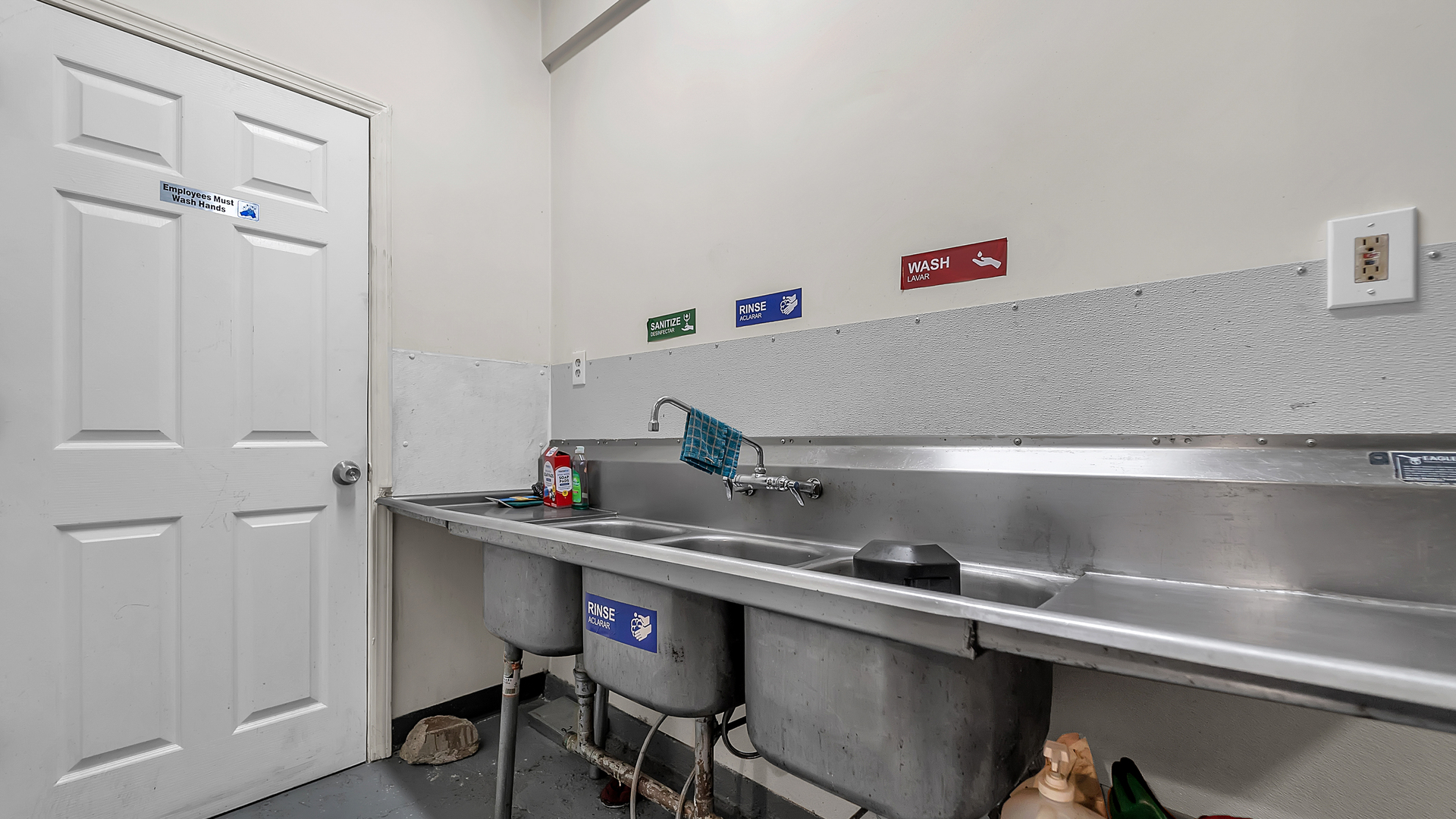 13257 South Baltimore Avenue Chicago, IL 60633 - Photo 21 of 32 a kitchen with a sink and cabinets