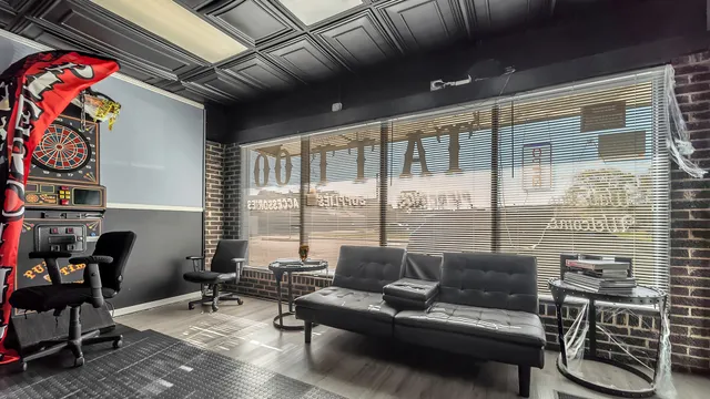 $500,000 | 13257 South Baltimore Avenue, Chicago, IL 60633