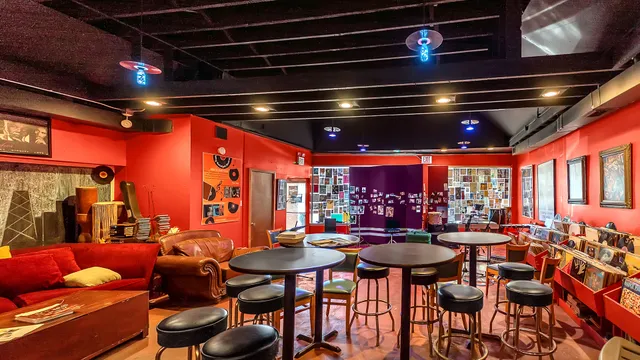 $500,000 | 13257 South Baltimore Avenue, Chicago, IL 60633