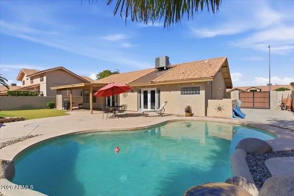 a bird view of a bathroom