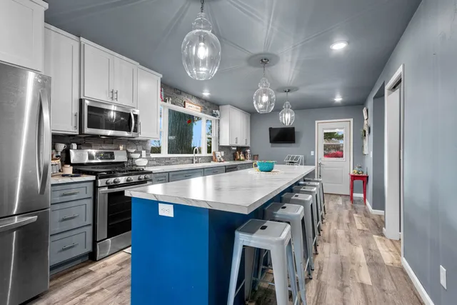 $424,900 | 661 North Main Street, Oconto Falls, WI 54154