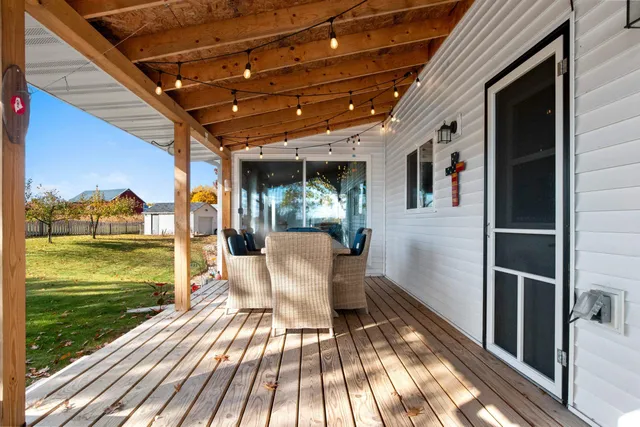 $424,900 | 661 North Main Street, Oconto Falls, WI 54154