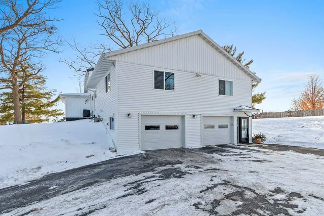 $424,900 | 661 North Main Street, Oconto Falls, WI 54154