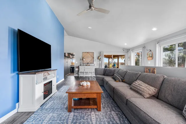 $424,900 | 661 North Main Street, Oconto Falls, WI 54154