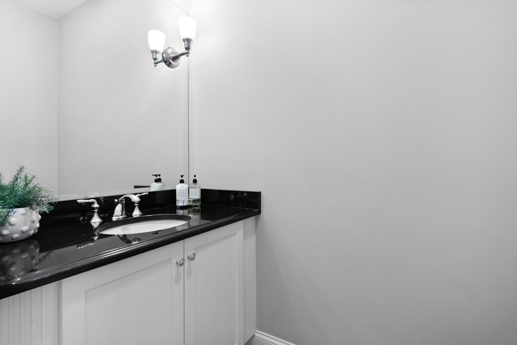 21 Ewell Avenue Lexington, MA 02421 - Photo 20 of 42 Gallery Image 20