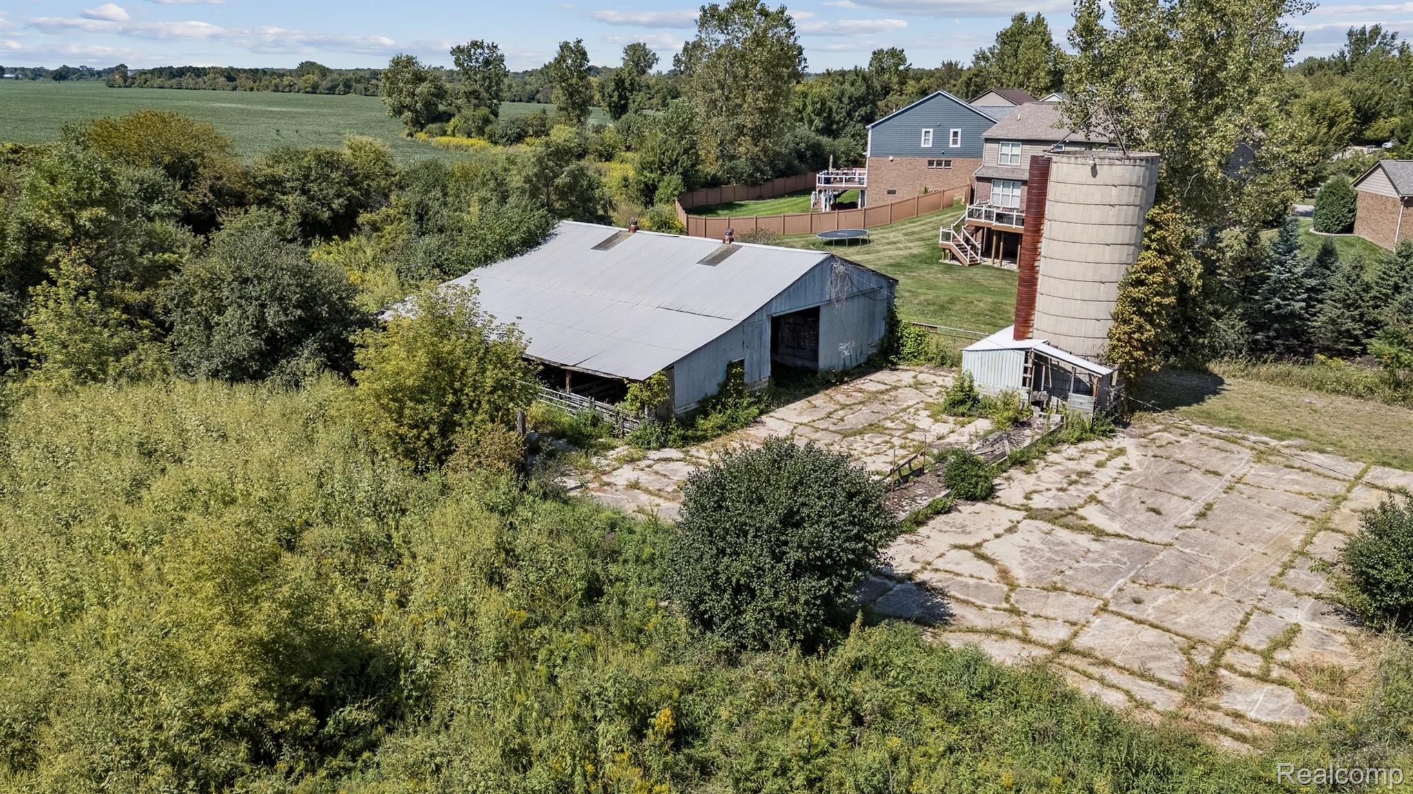 1100 Ridge Road South Canton, MI 48188 - Photo 47 of 51 1100-Ridge-Rd-S-Canton-Township-MI-48188-WindowStill-10.jpg