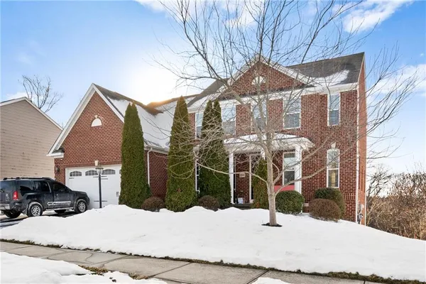 $575,000 | 224 Foxwood Road, Coraopolis, PA 15108