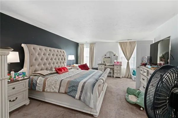 $575,000 | 224 Foxwood Road, Coraopolis, PA 15108