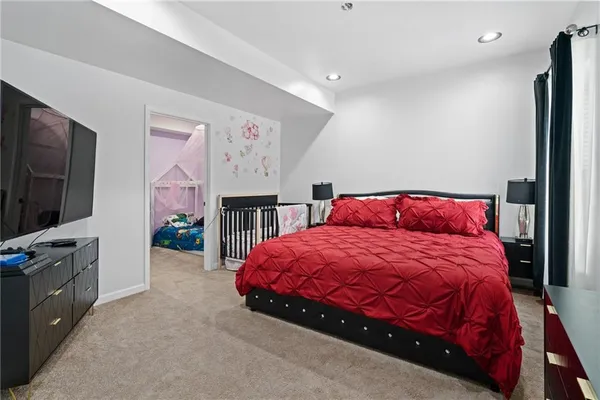 $575,000 | 224 Foxwood Road, Coraopolis, PA 15108